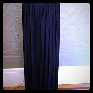 Pleated maxi skirt
